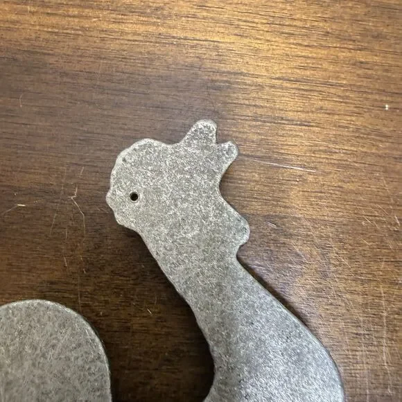 Vintage Black Painted Cast Iron Pair Rooster Wall Hanging Rustic Country Decor - Picture 6 of 9